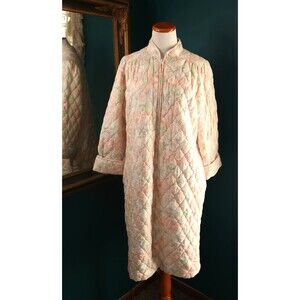 Vintage Miss Elaine Zip House Coat Robe Quilted Pastel Floral Long Sleeved